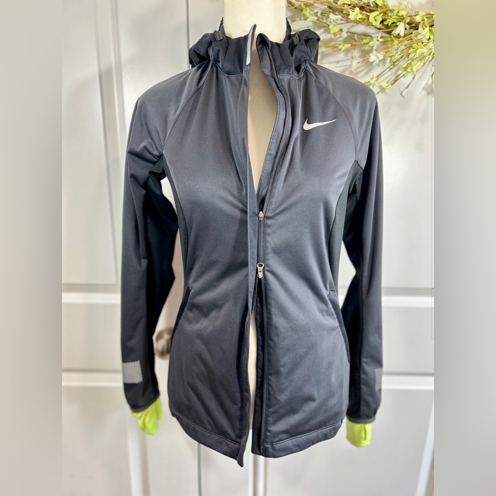 Nike Dri-Fit Womens Size SM Shield Max Running Jacket Full Zip Hooded Logo Black - Picture 11 of 16
